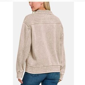 NEW IN POLY BAG Zenana Acid Washed Latte Colored 1/2 Snap Sweatshirt LARGE